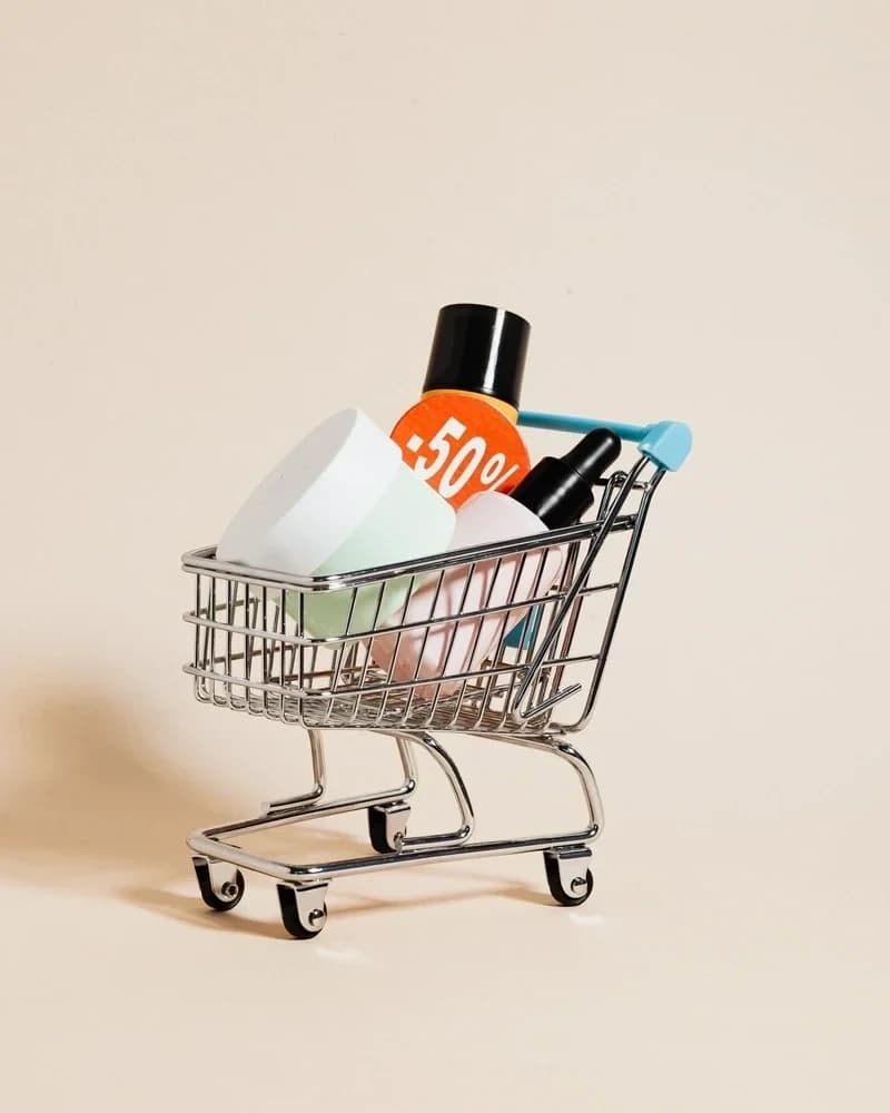 Ilustrasi sektor Retail & Ecommerce